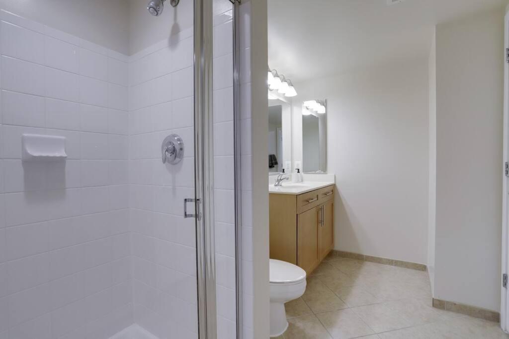 Pentagon City Comfort Modern Stay อาร์ลิงตัน ภายนอก รูปภาพ