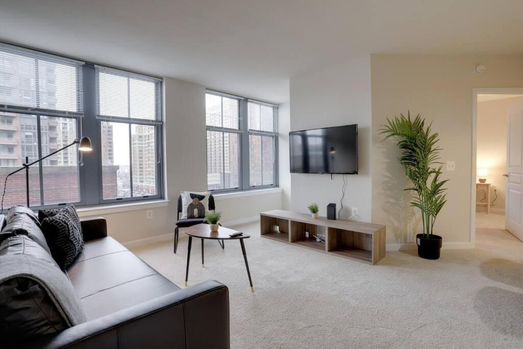 Pentagon City Comfort Modern Stay อาร์ลิงตัน ภายนอก รูปภาพ